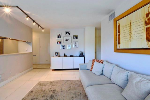 5720 CAVENDISH #607