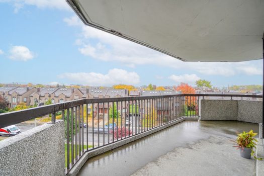 999 White, Saint Laurent