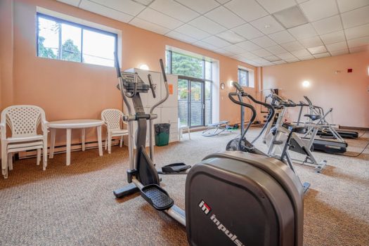 999 White, Saint Laurent