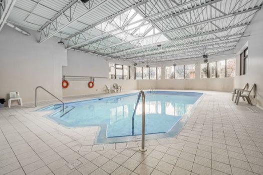 999 White, Saint Laurent